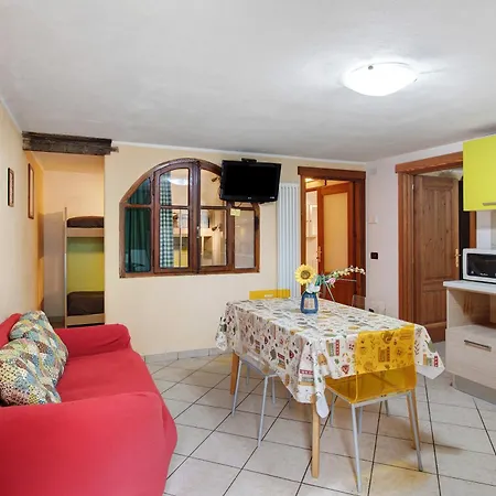 Daire Bilocale In Casa Storica Aosta
