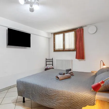 Bilocale In Casa Storica Aosta