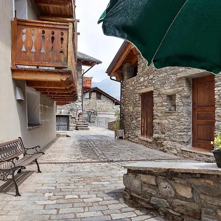 Bilocale In Casa Storica Aosta